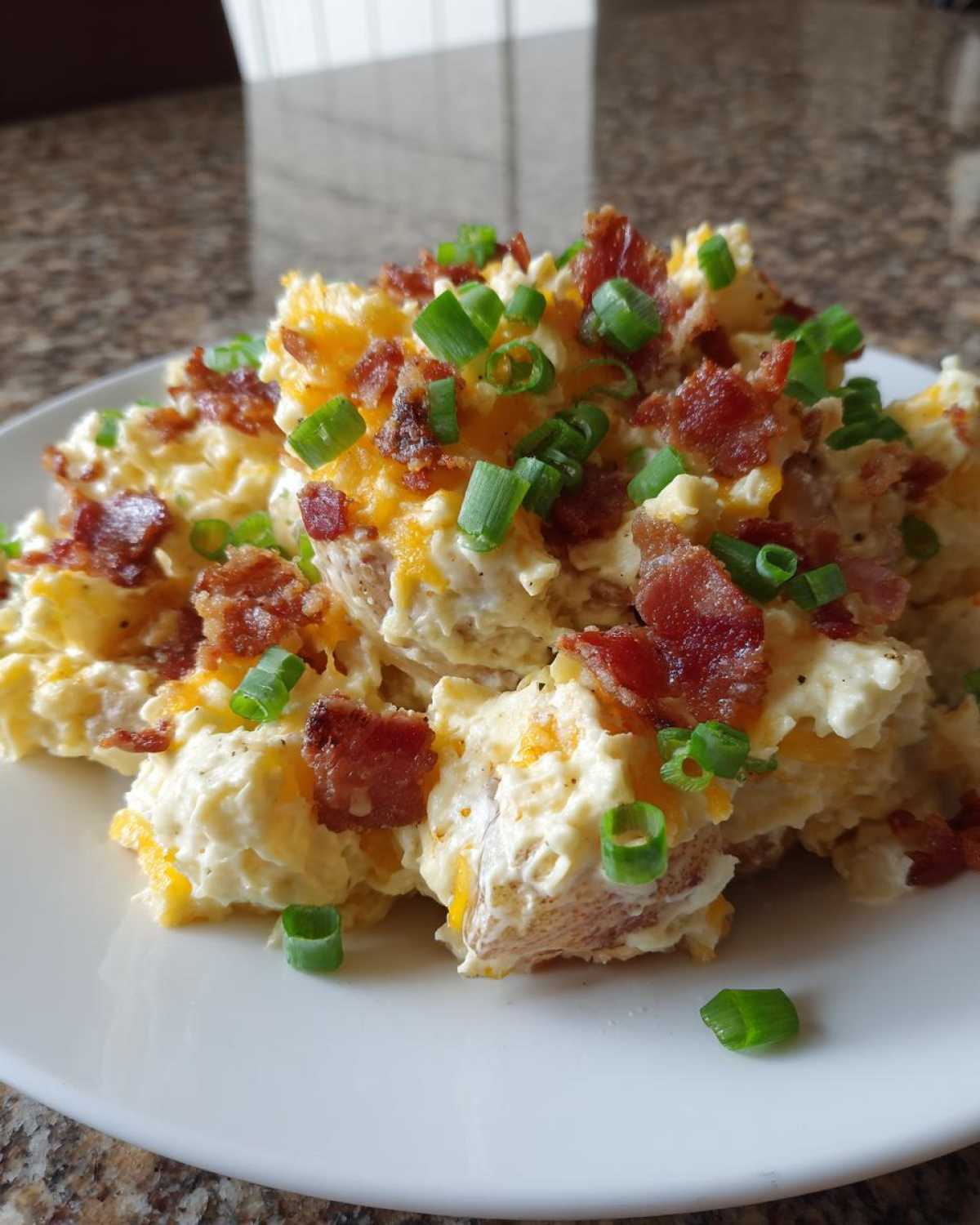 Loaded potato salad - detail 3