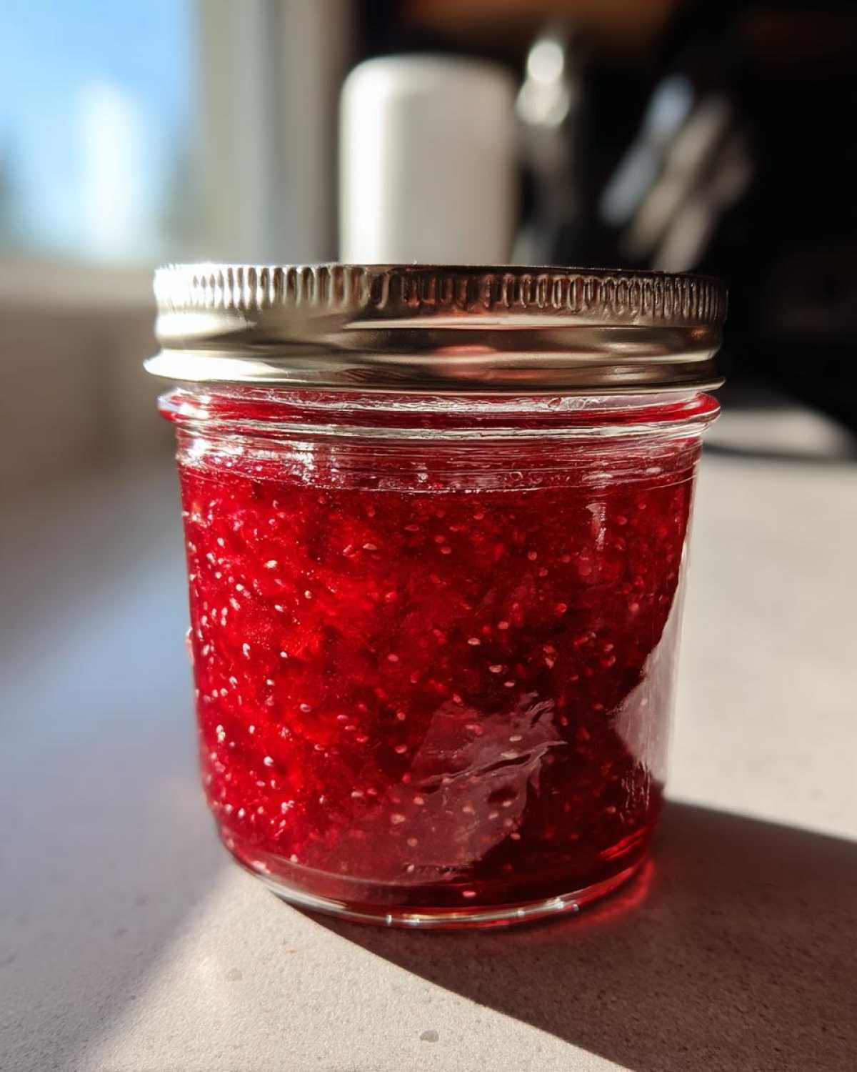 Small Batch Quick Raspberry Jam Recipe - detail 2